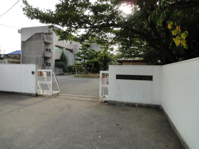 Primary school. Sennan Municipal Sunagawa to elementary school 838m