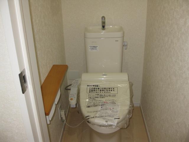Toilet.  ☆ 1F ・ toilet ☆