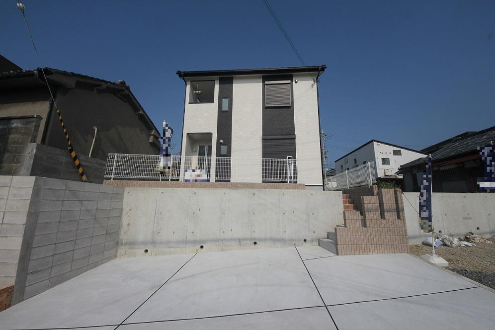 Local appearance photo