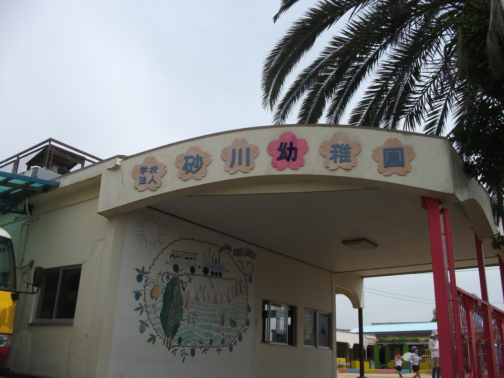 kindergarten ・ Nursery. Private Sunagawa 30m to kindergarten