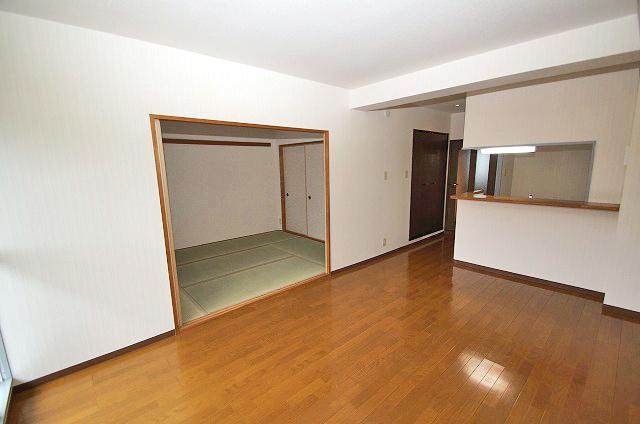 Living. Cross re-covered already