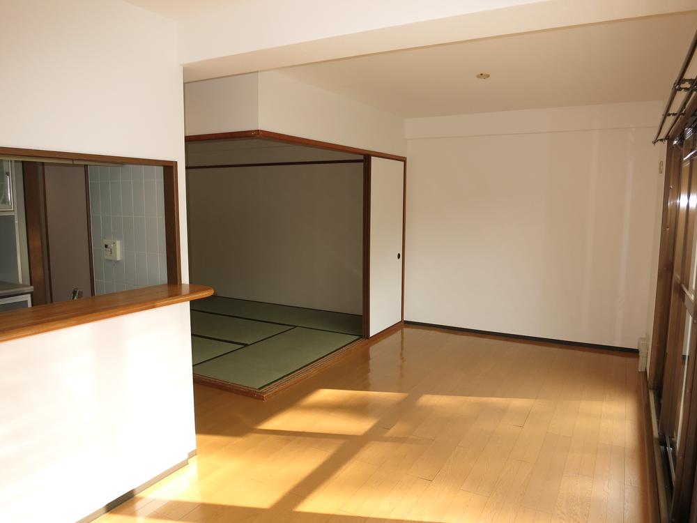 Living. Indoor (12 May 2013) Shooting