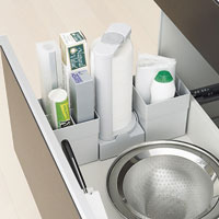 Other Equipment. It can be stored while upright and wrap or kitchen paper "Tatepon" is excellent one. Useful because it can be extracted with the whip when you want to use (the same specification)