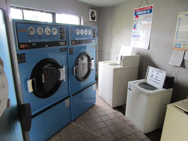 Other common areas. Launderette