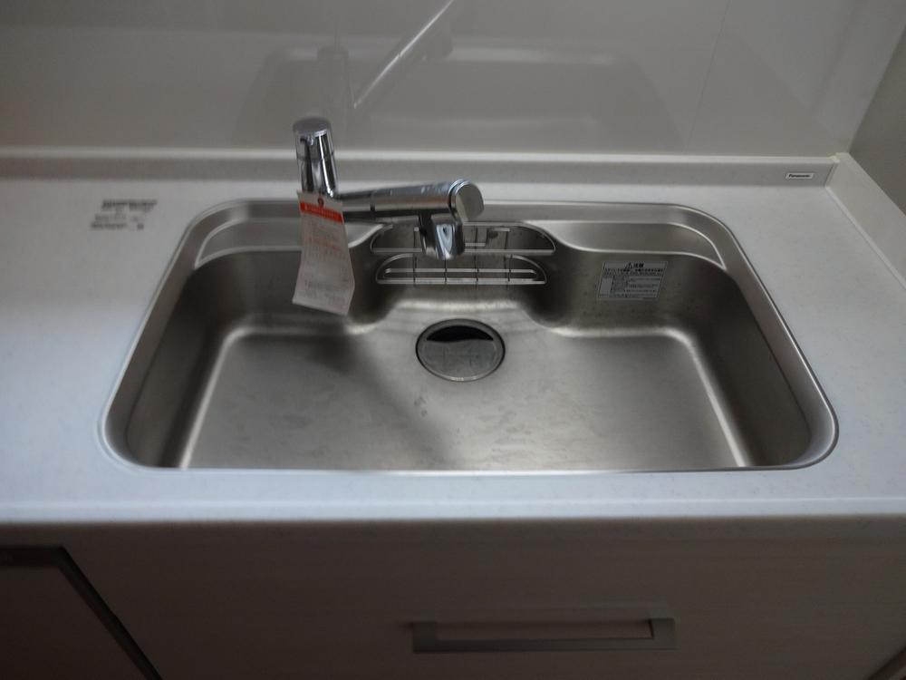 Kitchen. The dishes will be fun because the large kitchen space