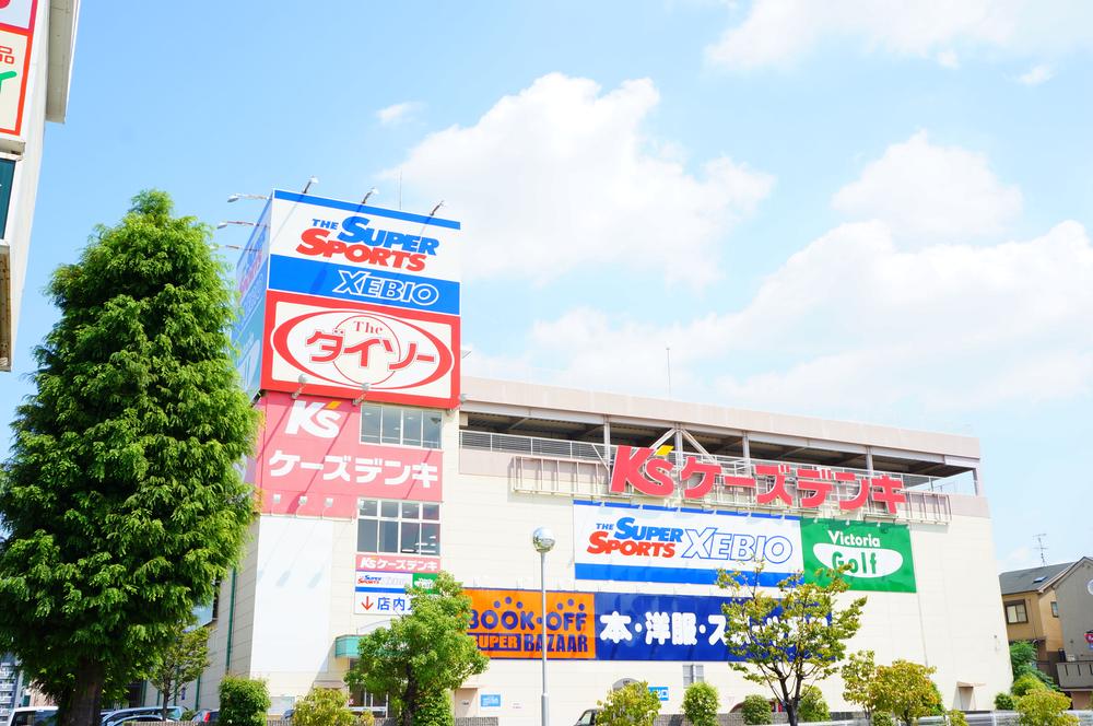 Shopping centre. 3957m until the Super Sport Xebio Osaka Moriguchi shop