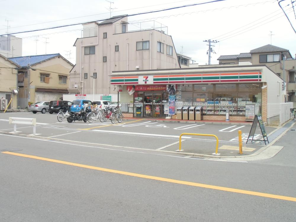 Convenience store. 750m to Seven-Eleven Settsu Koroen shop