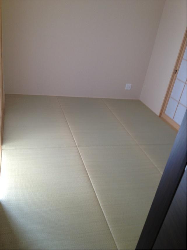 Non-living room. Japanese-style room of soothing relaxation space. (June 2013) Shooting