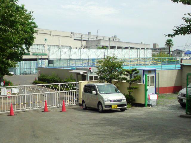 Primary school. Settsu City 765m to stand Beppu elementary school