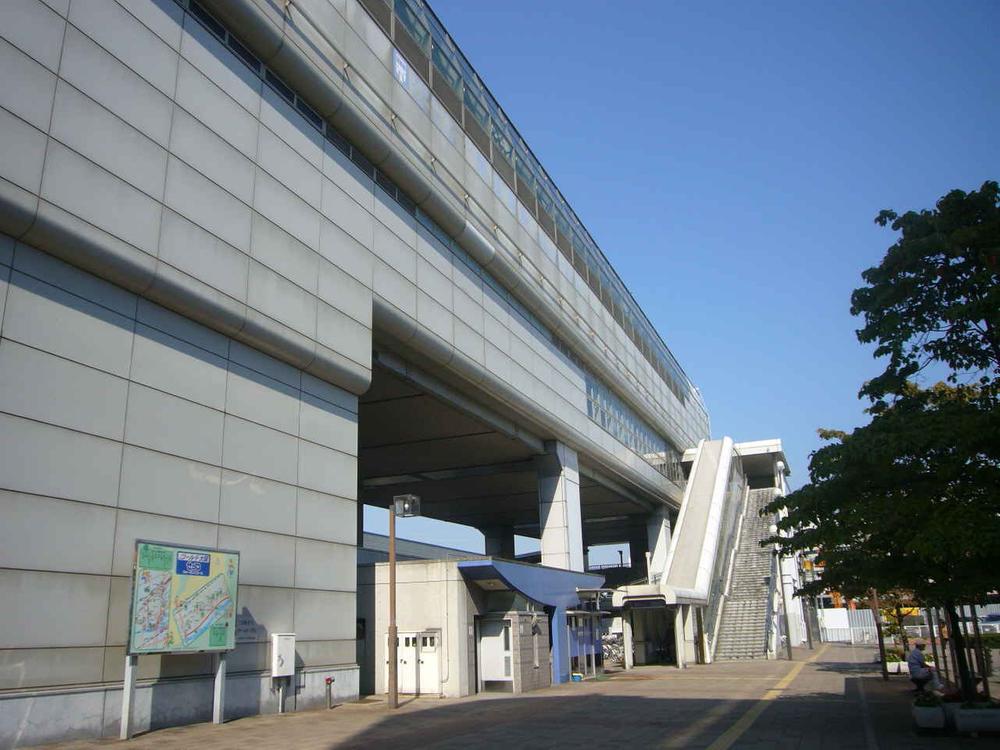 station. Monorail south Settsu 150m to the Train Station