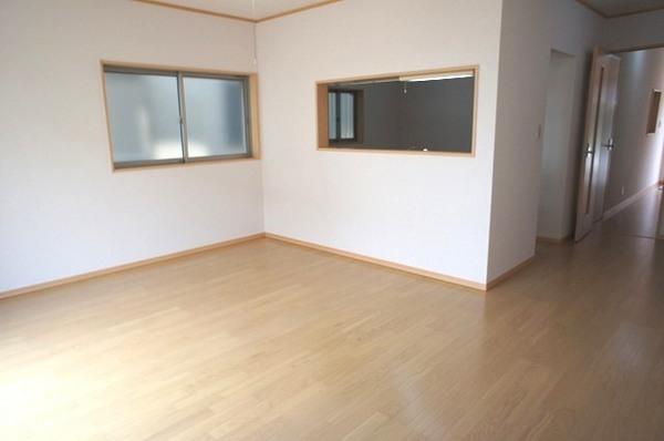 Living. Likely to increase the time of family LDK