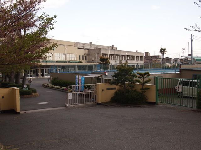 Primary school. Until Settsu Municipal Beppu Elementary School 446m Settsu Municipal Beppu Elementary School