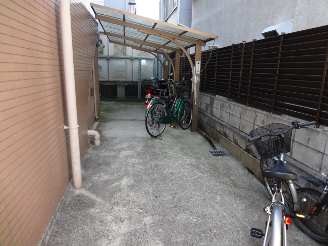 Other common areas. Place for storing bicycles