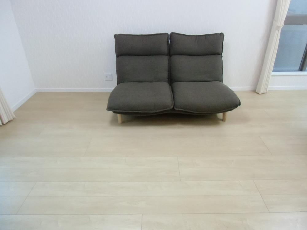 Living. Indoor (11 May 2013) Shooting Also with sofa