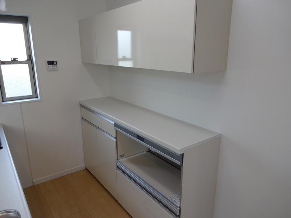 Kitchen. It does not troubled in the housing