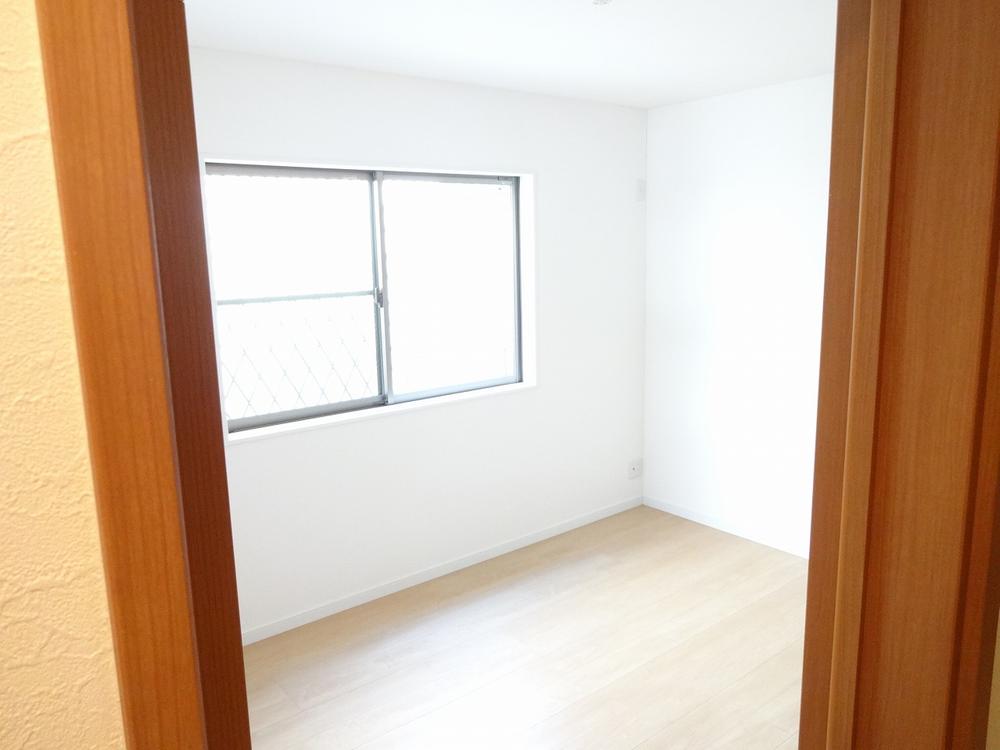 Non-living room. 1 Kaiyoshitsu