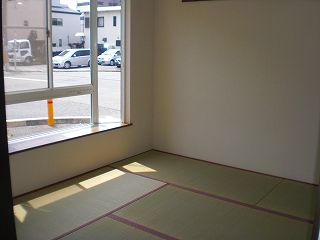 Other room space. Japanese-style room 6 quires It is with bay window. 