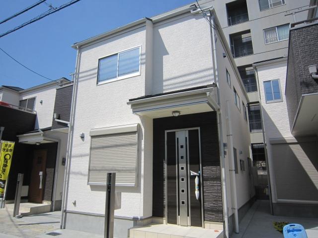 Local appearance photo. Shooting on site