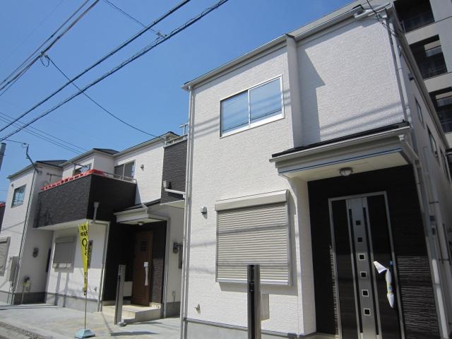 Local appearance photo. Shooting on site