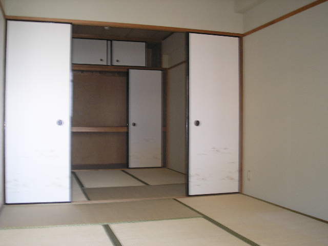 Other room space