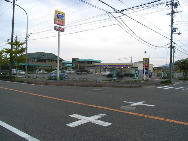 Convenience store. MINISTOP Shijonawate until Tawaradai shop 315m