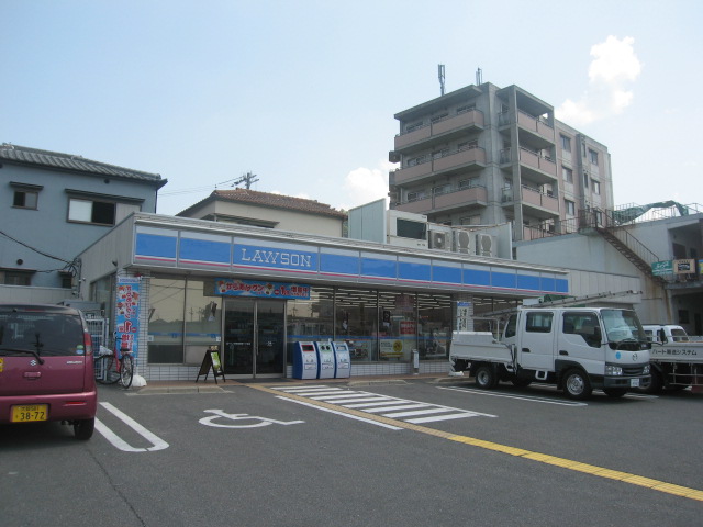 Convenience store. Lawson Shijonawate Minamino chome store up (convenience store) 389m