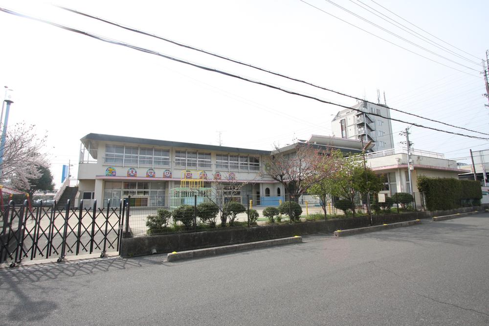 kindergarten ・ Nursery. Shijonawate Municipal Esebi to kindergarten 539m
