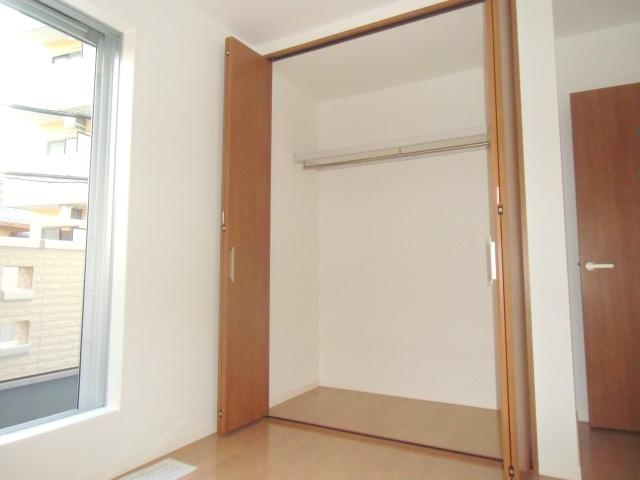 Receipt. Western-style closet