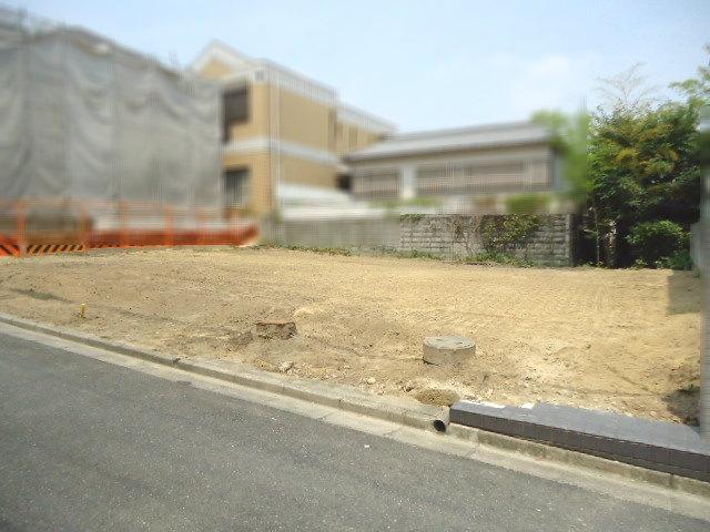 Local land photo. Distant view from the southeast side