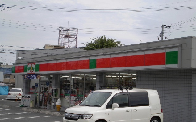 Convenience store. Thanks Suita in Honcho store up (convenience store) 214m