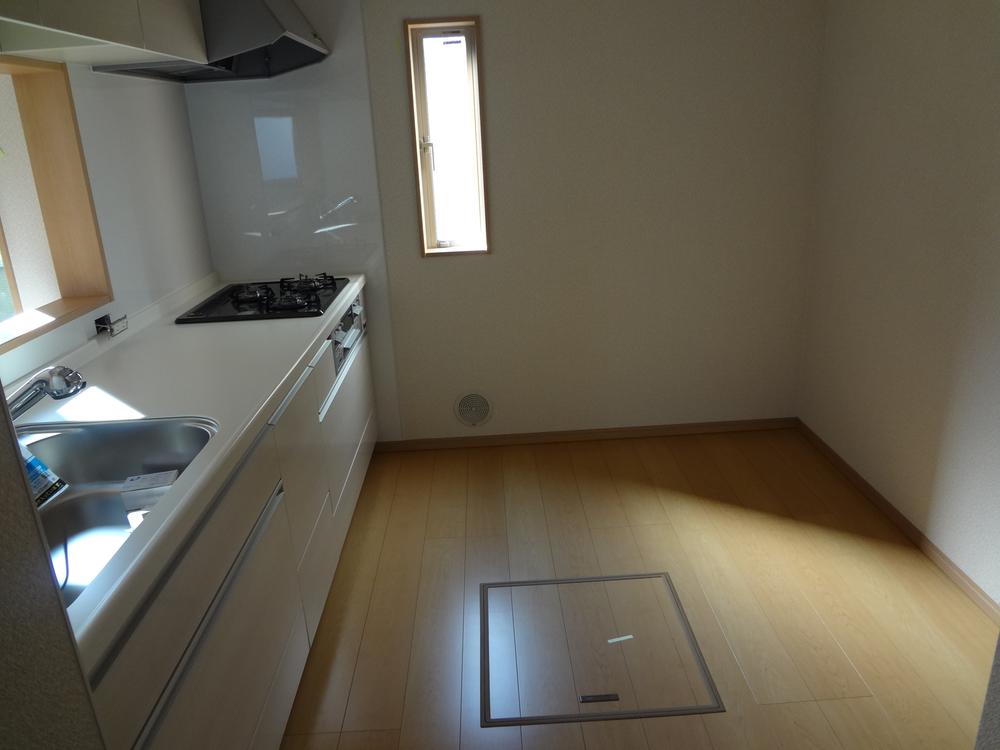 Kitchen. 4 Building