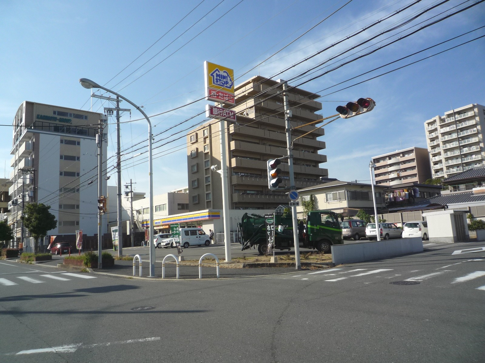 Convenience store. 600m until MINISTOP (convenience store)