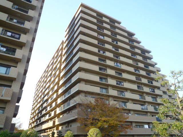 Suita, Osaka Prefecture Yamadanishi 1