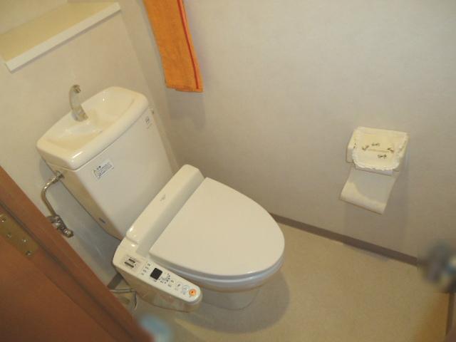 Toilet