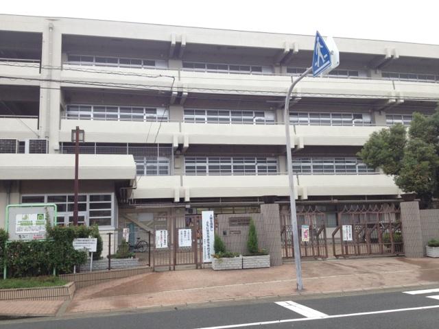 Junior high school. 657m to Suita Municipal sixth junior high school