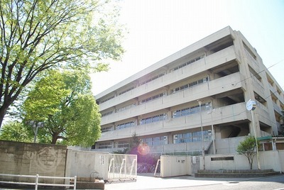 Junior high school. Nishiyamada 450m until junior high school (junior high school)