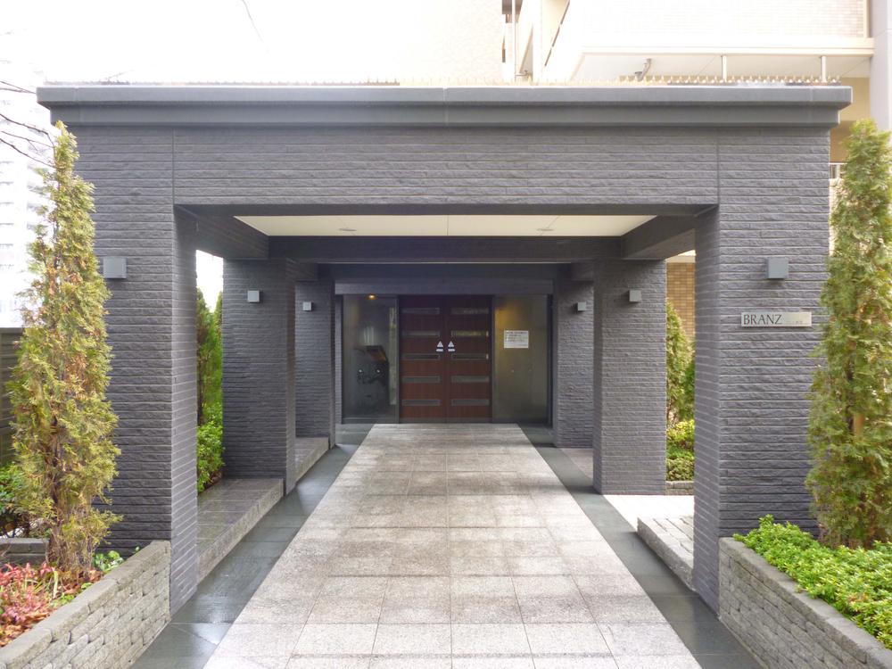 Entrance. Sub Entrance