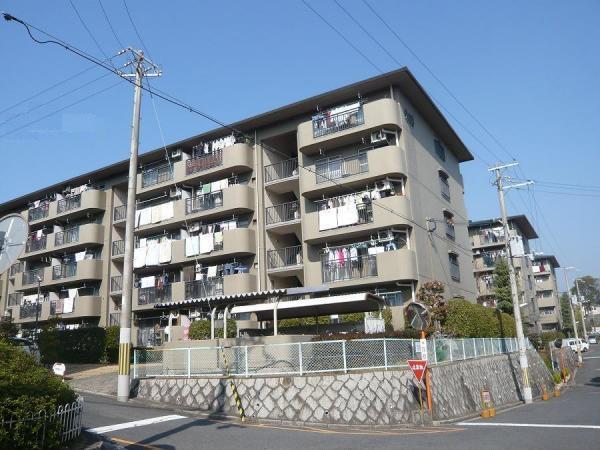Suita, Osaka Prefecture Yamadanishi 1