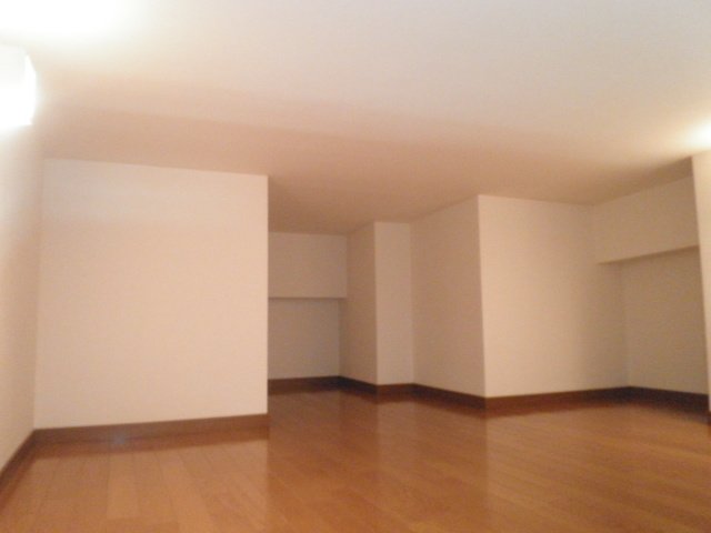 Other room space. loft