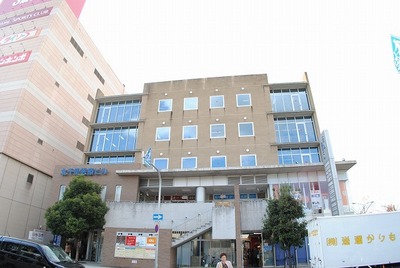 Hospital. Kitasenri 600m until the medical building (hospital)