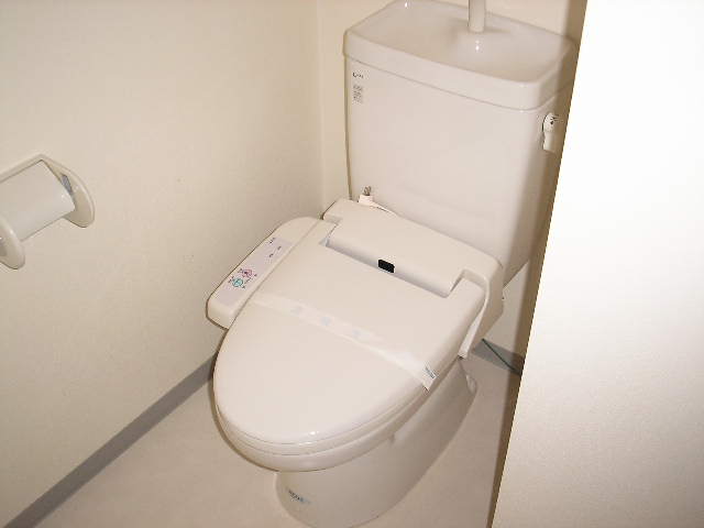 Other room space. Toilet