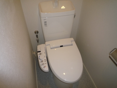 Toilet. Washlet is also firmly equipped! We want facilities there. 