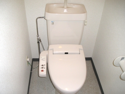 Toilet. Washlet is equipped! It is happy equipment! 