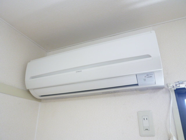 Other. Air conditioning (2 units)