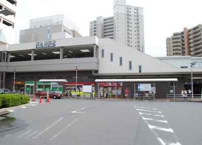 Other. 700m to Hankyu Senri Line Yamada Station west bus rotary (Other)