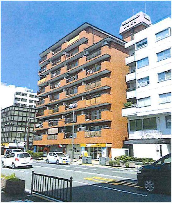 Local appearance photo. Walk from the subway Midosuji Line Esaka Station 4 minutes. Do not start station near life.