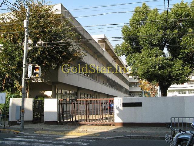 Junior high school. 1054m to Suita Municipal Toyotsu West Junior High School