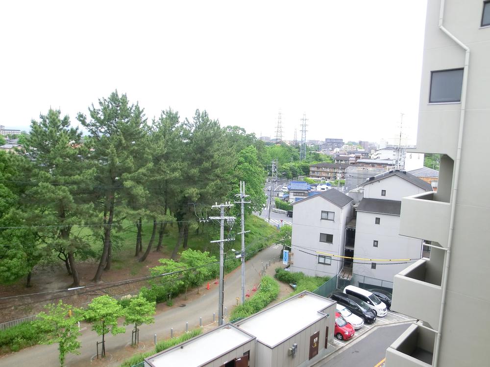 View photos from the dwelling unit. View from the site (June 2013) Shooting