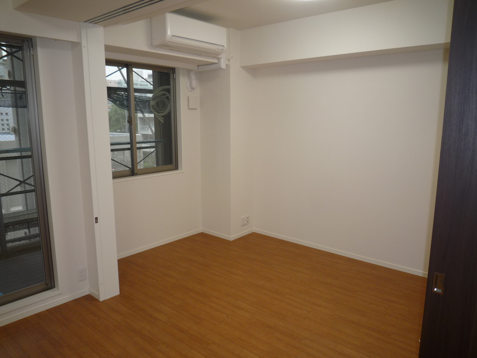 Other room space. A flat floor with a barrier-free! Shikido is, It is from the ceiling! 