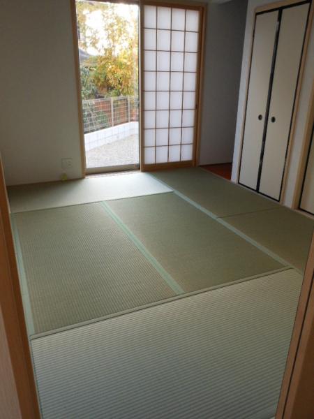 Non-living room. ■ Japanese-style room ■ Japanese-style space with a calm feeling